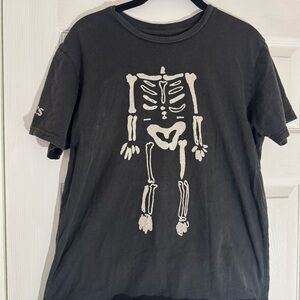 Rare Phoebe Bridgers Punisher Skeleton Ghosts Bones T-Shirt